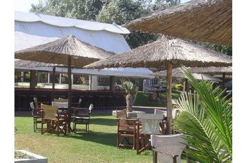 Grèce Privát Katerini, Extérieur